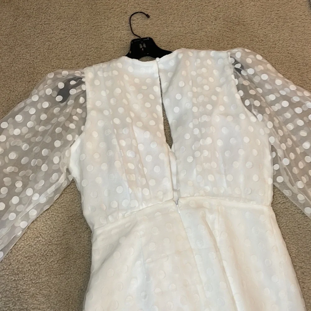 ✨SOLD✨ Lovers + Friends Bridal Dress - Picture 8 of 9